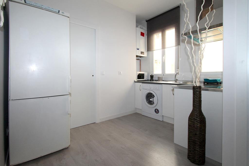 Apartamentos Dali Madrid Rom bilde