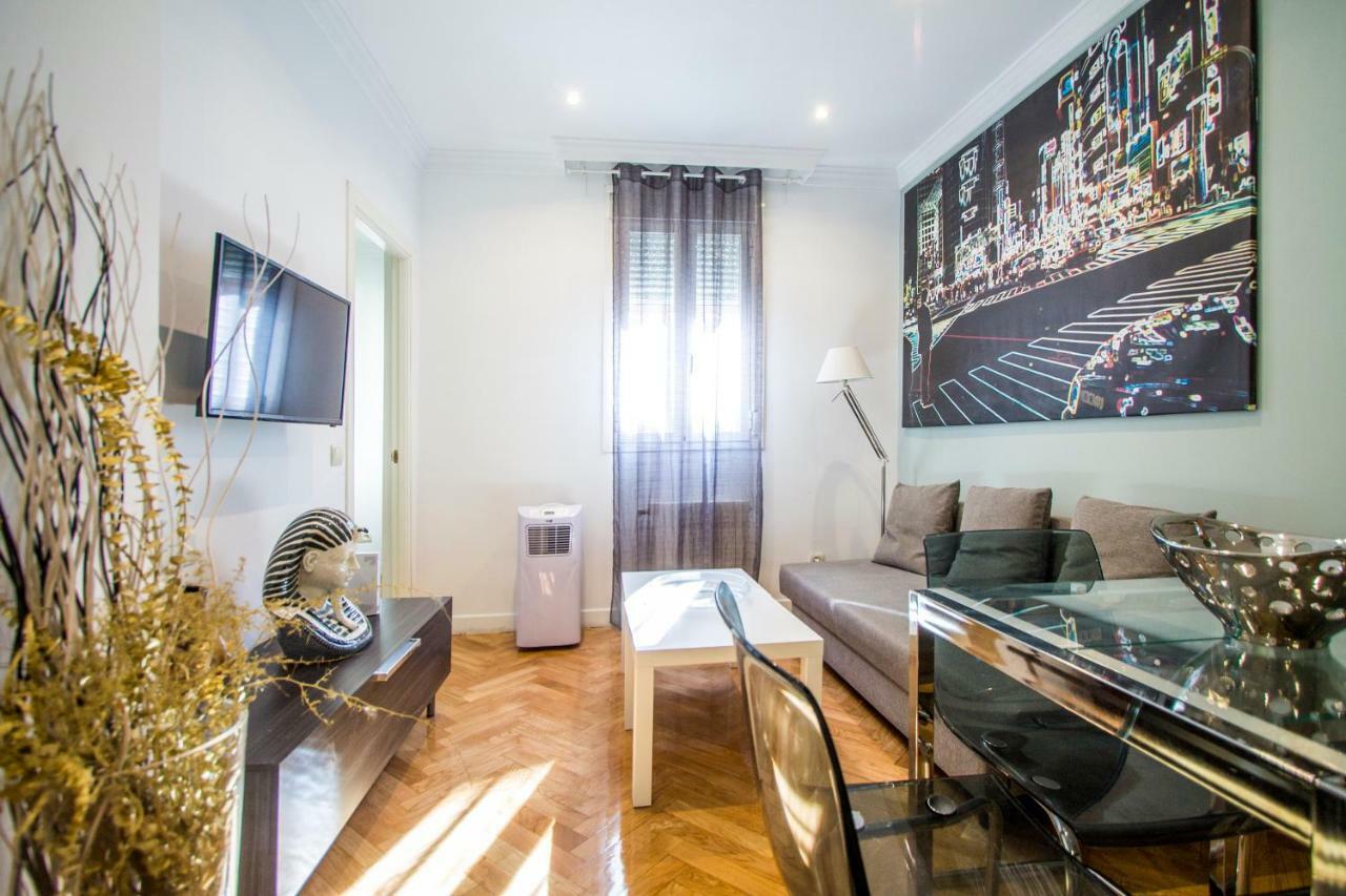 Apartamentos Dali Madrid Eksteriør bilde